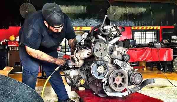Engine Repair Dubai